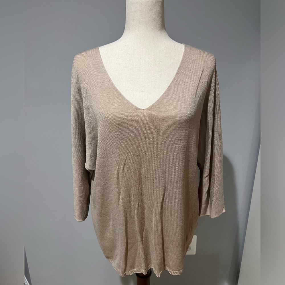 🌸 2 for $10 🌸 Philosophy 3/4 Sleeve V Neck Top